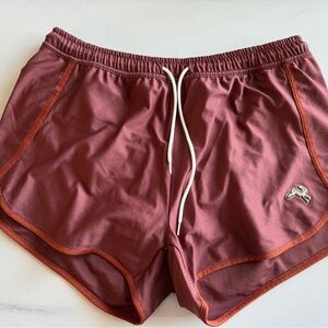 SOLD//Women's Tracksmith Van Cortland Shorts - Like New!